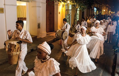 Traditional drummers and dancers in Cartagena
