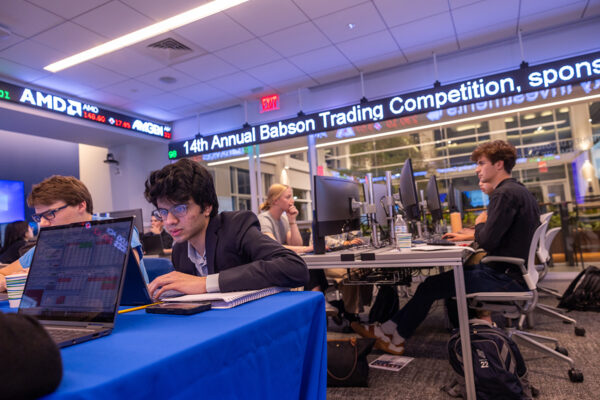 Students work at computers during the Babson Trading Competition