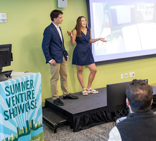 A Babson student pitches her startup.