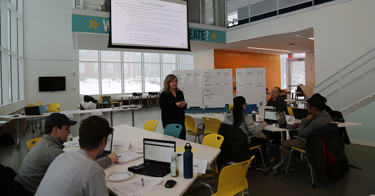 Babson students learning financial literacy.