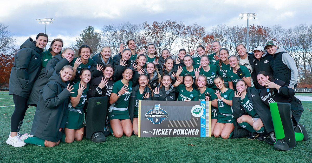 The Babson team poses for a group photo