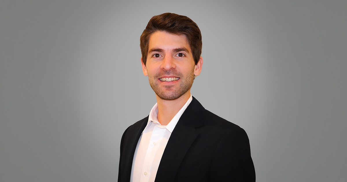 Headshot of David Gonzalez