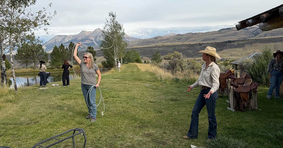Against a picturesque backdrop, Wendy Murphy displays her lasso skills