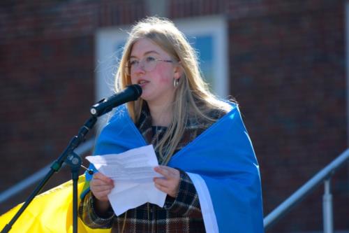 Rally organizer and Ukrainian Liliia Alieksanova '25 speaks at the student-led Ukraine demonstration on March 8, 2022.