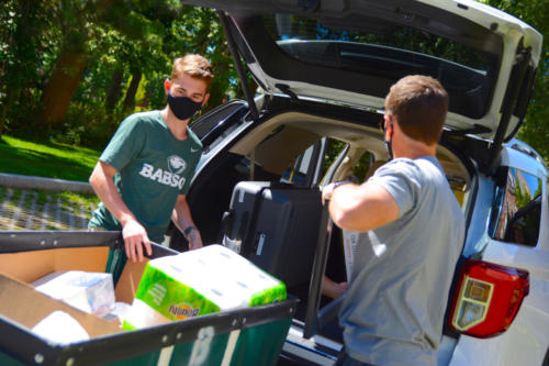 Move-in for Returning Students, Class of 2024