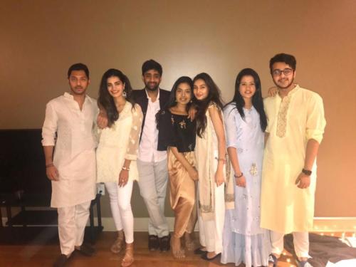 Isha Jhaveri '20 with friends, "Rishab Agarwal, Rrohana Khanna, Anushka Gupta, Srishti Soni, Esha Shah, and Aparesh Agarwal"